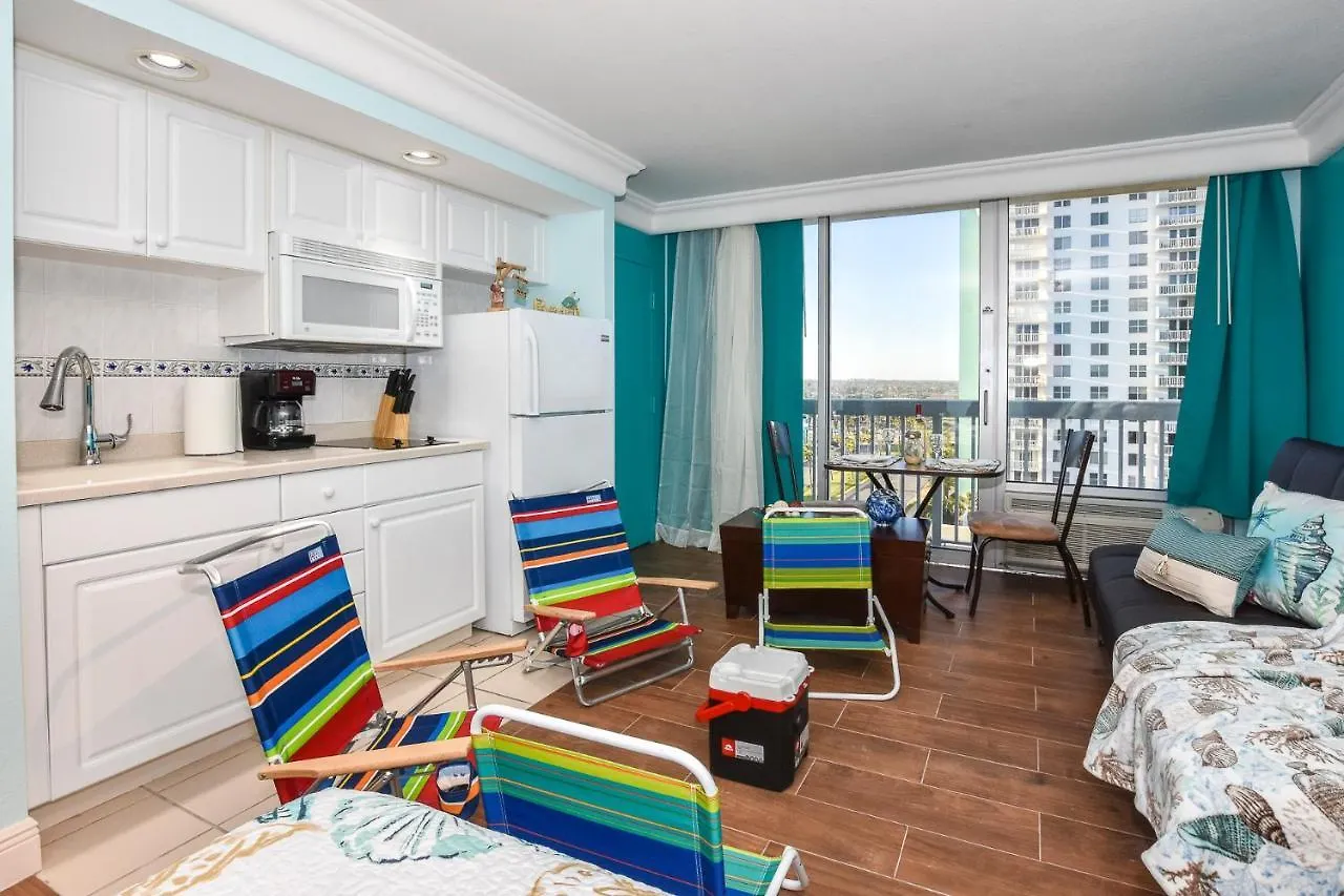 Ocean View Studio Condo. Παραλία Ντειτόνα